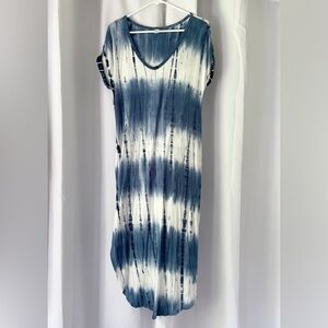 Maxi Dress Tie-Dye Short Sleeved Blue White Women’s Size XS | Pockets V-neck